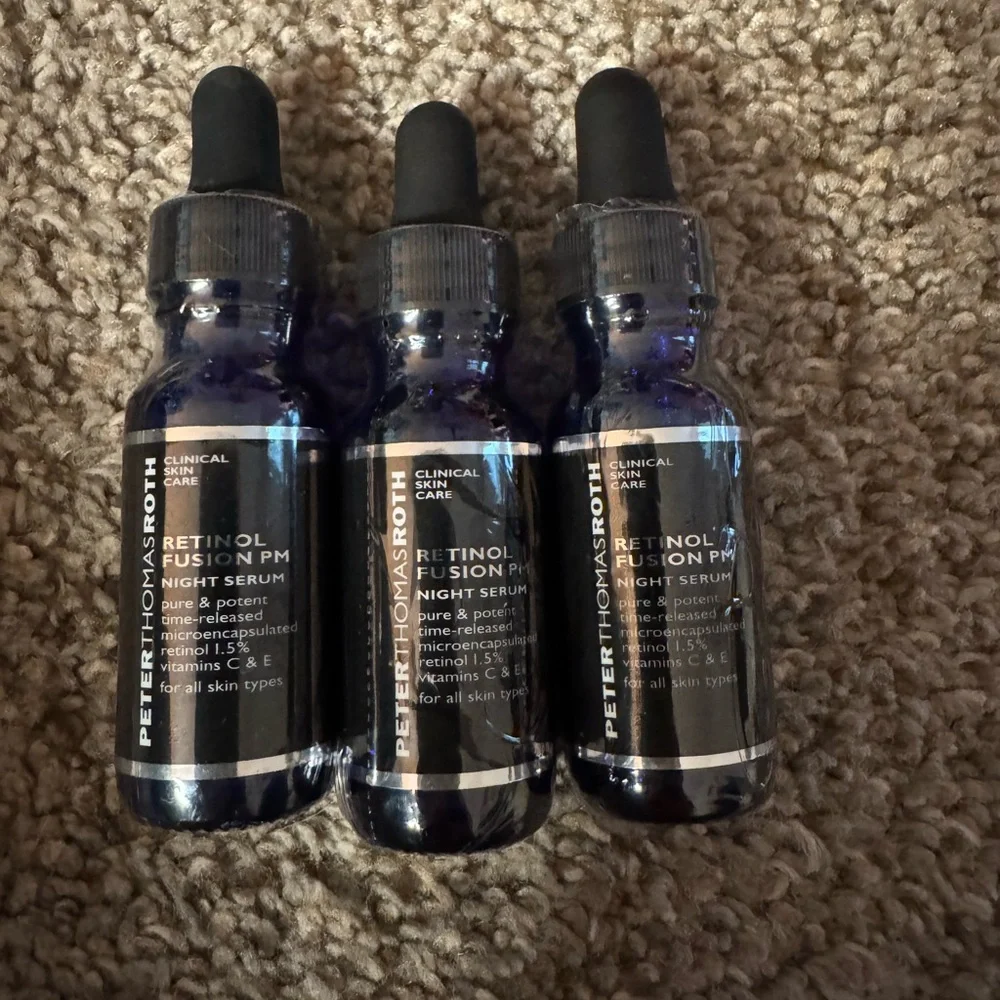 Peter Thomas Roth Retinol Fusion PM Night Serum - bundle of 3 12ml bottles - Picture 1 of 3
